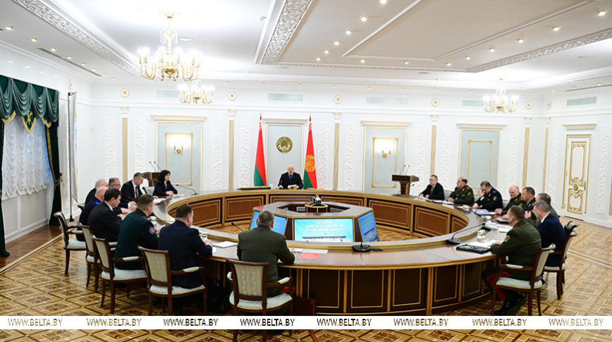 Lukashenko approves Belarus’ defense premise for next five-year term