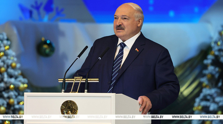 Lukashenko compares life with sailor's stripes, gives advice to children